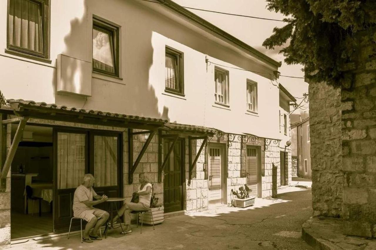 Apartment Ami Требинье Экстерьер фото